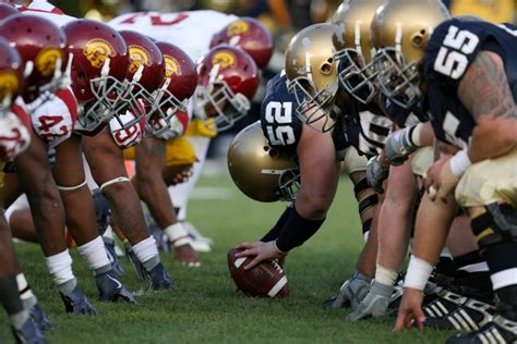 Notre Dame Vs Usc Game Time Spread Channel Announcers The Spun