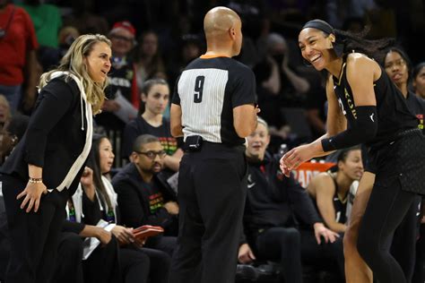 Becky Hammon Shines In Her First Season As Head Coach Of The Wnbas Las