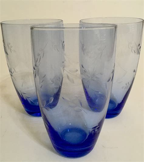 Pfaltzgraff Summer Breeze Etched Glass Coolers Set Of 3 Blue