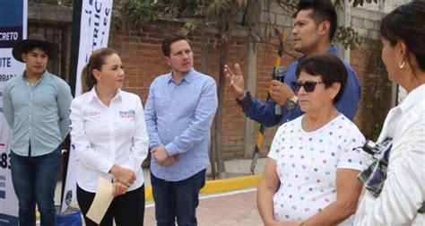 Paola Angon Entrega Calle Adoquinada En Barrio De Xixitla