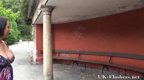 Chubby Amateur Milf Sarah Janes Outdoor Masturbation And Exhibitionist Flashing Of Naughty