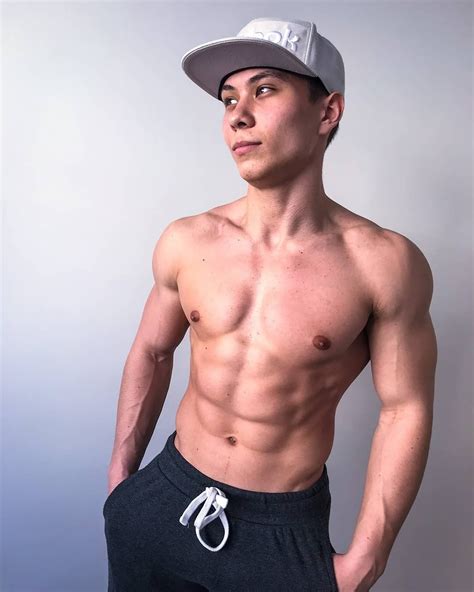 Hot Twinks And Hunks