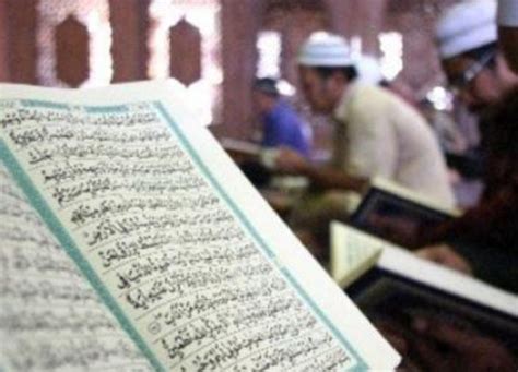 5 Keutamaan Membaca Al Qur An Di Malam Nuzulul Quran