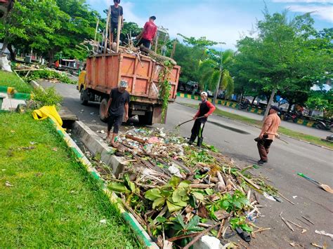 Kepala DLH Bantah Aksi Mogok Petugas Kebersihan Radio Mesra Parepare