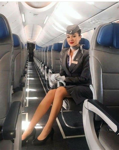 Pin By Bruno Mercx On Stewardess Flight Attendant Fashion Flight