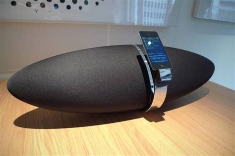 Bowers & Wilkins Zeppelin Air hands-on