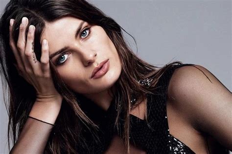 20 Sexy Isabeli Fontanas Hot Pics 12thBlog