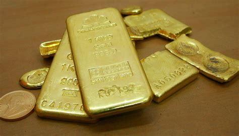 Gold Price Hits All Time High Level In Pakistan As Rupee Loses Ground