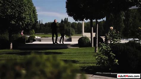 Blindfolded Busty Blonde Russian Is The Perfect Gift For Dp