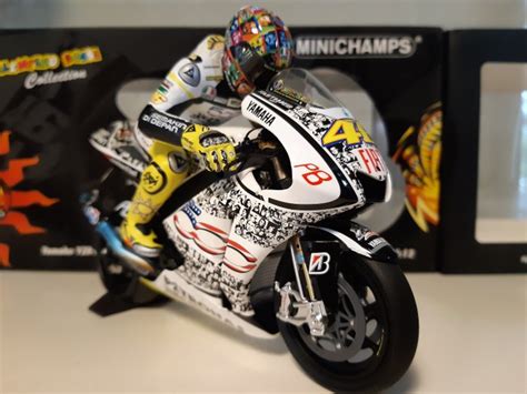 MiniChamps 1 12 Rossi 2010 Yamaha Motogp Catawiki