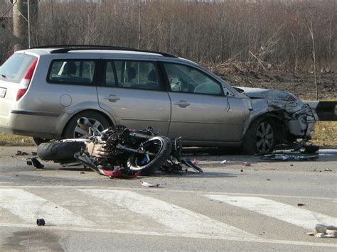 Stravi Na Nesre A U Kikindi Mladi Motorista Krenuo Na Festival Pa