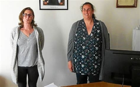 Virginie Thérez en formation à la mairie de Kermaria Sulard Le Télégramme