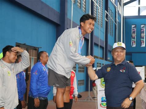 Taklukan Tim Kabupaten Ciamis Tim Beregu Putra Soft Tenis Kabupaten