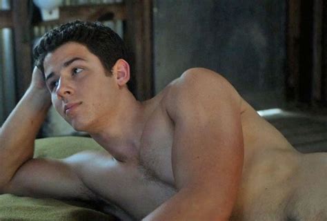 Nick Jonas Pelado Em Imagens Nu Caiu Na Net Xvideos Gay