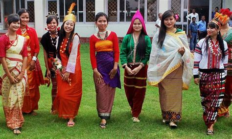 Pano Bhaju Is An Important Traditional Costume Of The Women Of Goa