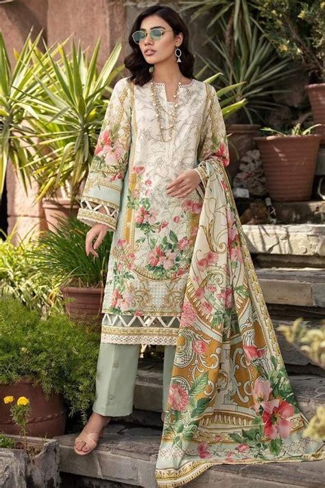 Pin By Anita Khan On Muslim Wear Pakistani Women Dresses Pakistani