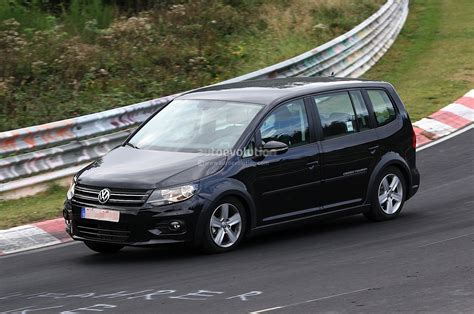 Spyshots New Volkswagen Touran Crosstouran Autoevolution