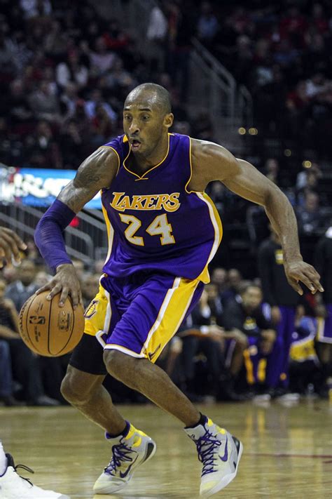 Solewatch Kobe Bryant Wears Nike Kobe 9 Elite Lakers Pe Sole