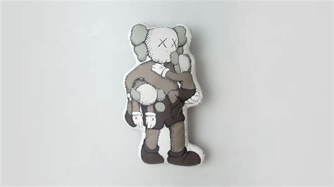 Kaws Companion Wallpapers - Top Free Kaws Companion Backgrounds - WallpaperAccess