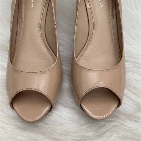 Via Spiga Nude Patent Leather Peep Toe Pumps Size Gem