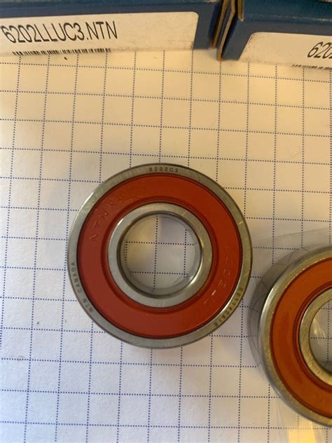 New Skf And Ntn 6202 2rs1c3 Ball Bearing 15mm X 35mm X 11mm Ebay