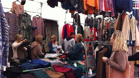 El Mercadillo De Barrio Que Se Ha Hecho Viral En Redes Sociales Cierra