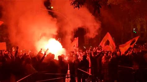 Cargas policiales y fuerte resistencia de los manifestantes en la 14ª