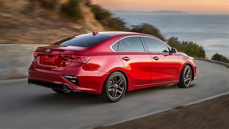 2019 Kia Forte Stinger Looks Loads Of Tech And A Cvt Cnet