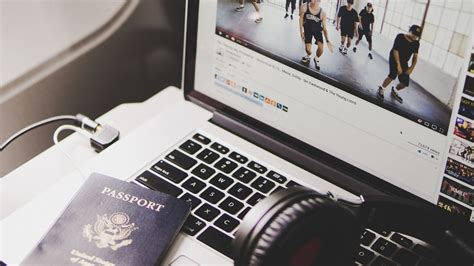 Best Laptop For Traveling | Top 10 | All Budgets | Helpful Guide - The ...