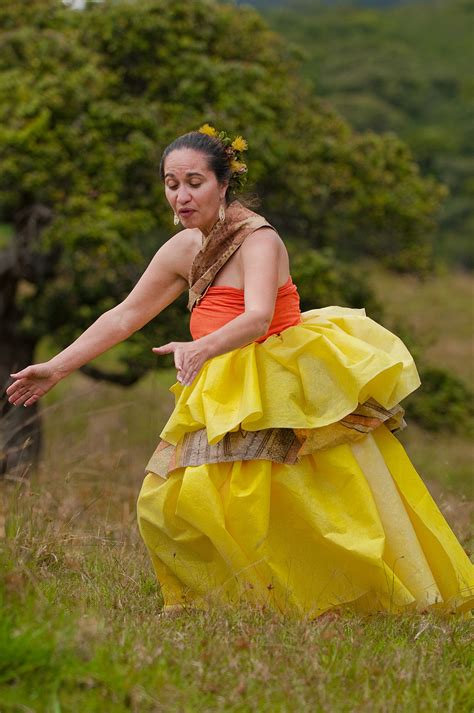 Mele | Explore Lessons | Kumukahi