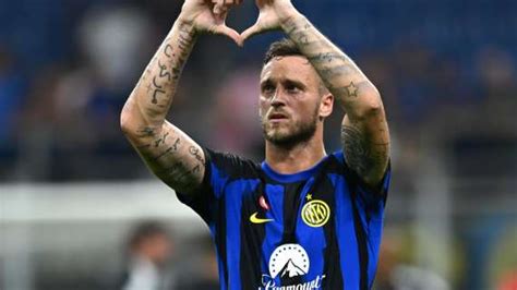 La Promessa Di Arnautovic Dopo L Infortunio Grazie A Tutti Compagni