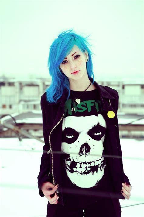 Cute Pale Blue Haired Misfit Porn Pic