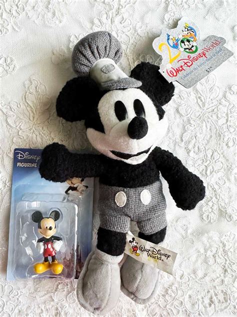 DISNEY STEAMBOAT WILLIE Vintage Mickey Mouse Walt Disney World