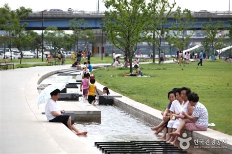 Yeouido Hangang Park Official Korea Tourism