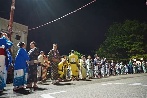 新元号 徹夜で祝う郡上おどり 写真速報③ 踊り会場編 団塊のブログ こだわりの「物」がたり