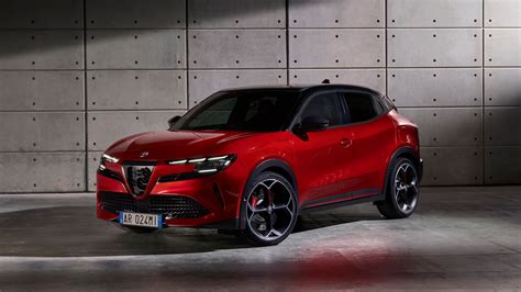 Alfa Romeo Milano La Nuova Compatta Del Biscione