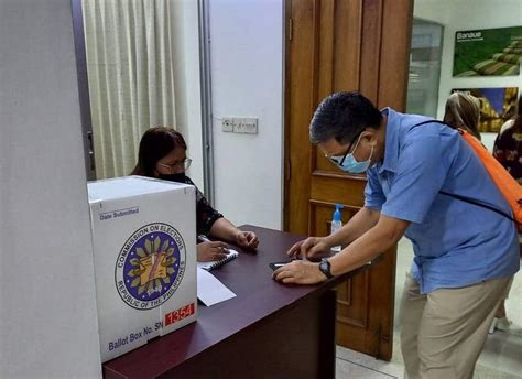 Clothes Accessories With Names Faces Of Bets Not Allowed At Polling