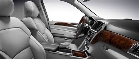 Share 134+ mercedes ml interior latest - tnbvietnam.edu.vn