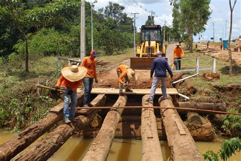 Prefeitura revitaliza Parque Ecológico e pista de caminhada às margens