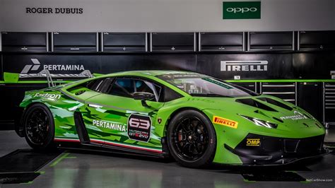 Lamborghini Huracan EVO Green