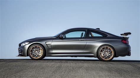 BMW M4 GTS 500 CV 600 Nm de par tecnología OLED inyección de agua