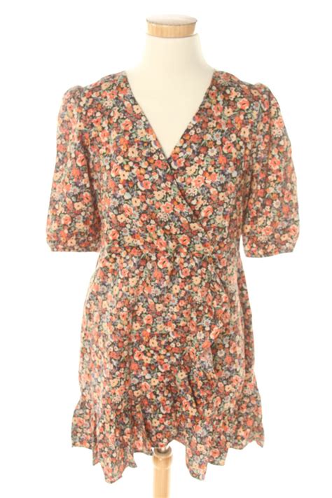 Robe Casual Oysho De La Taille M De Couleur Fleurs