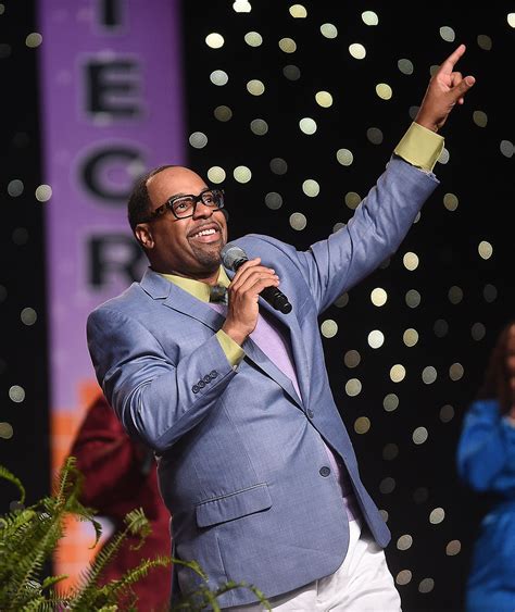 Kurt Carr Releases Official Music Video For Bless Somebody Else