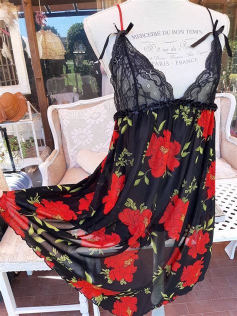 Babydoll Black Red Neglige Sex Chic Sensual Clown Clown Nude Look Mysterious Woman Red Black