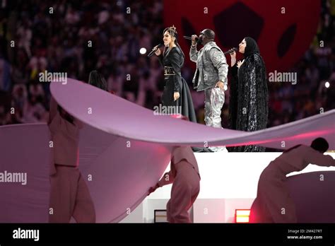 Performers Manal Left Davido And Aisha During The Closing Ceremony