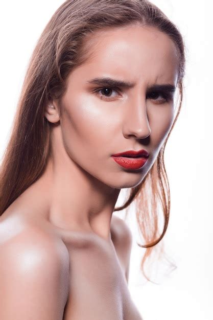Premium Photo Beauty Portrait Of Expressive Brunette Model With Red Lips And Naked Shoulders
