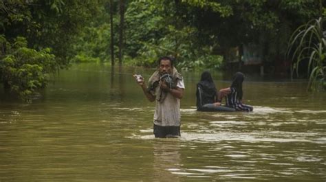 Pemkab Indragiri Hilir Tetapkan Siaga Darurat Banjir Di Desa Kuala Sebatu