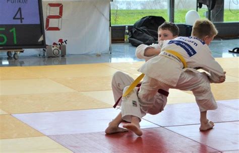 Sv M Hlhausen Freut Sich Ber Gold F R Judoka Sophia Corlateanu