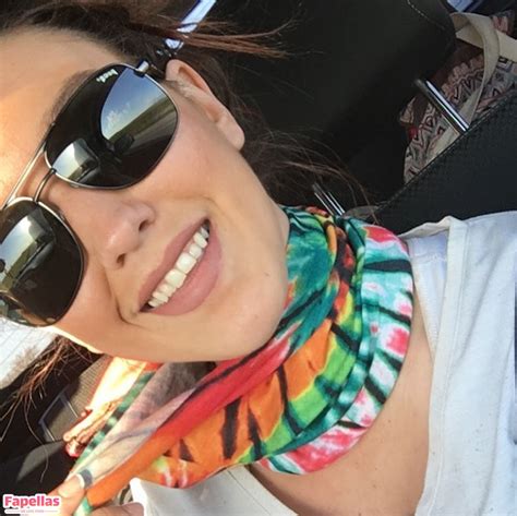 Christina Zovishla Aka Christinazovishlack Aka Firedancer19 Nude Leaks OnlyFans Fapellas