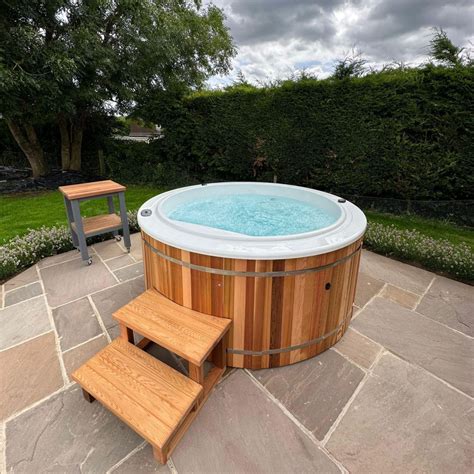 Hot Tub Einbau Premium Wifi Urban Cedar Hot Tubs And Saunas Zum